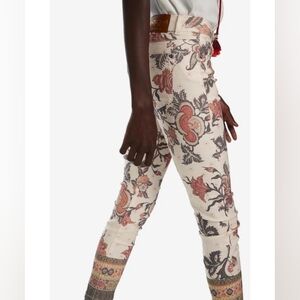 Desigual Floral Jean/Slim Pant